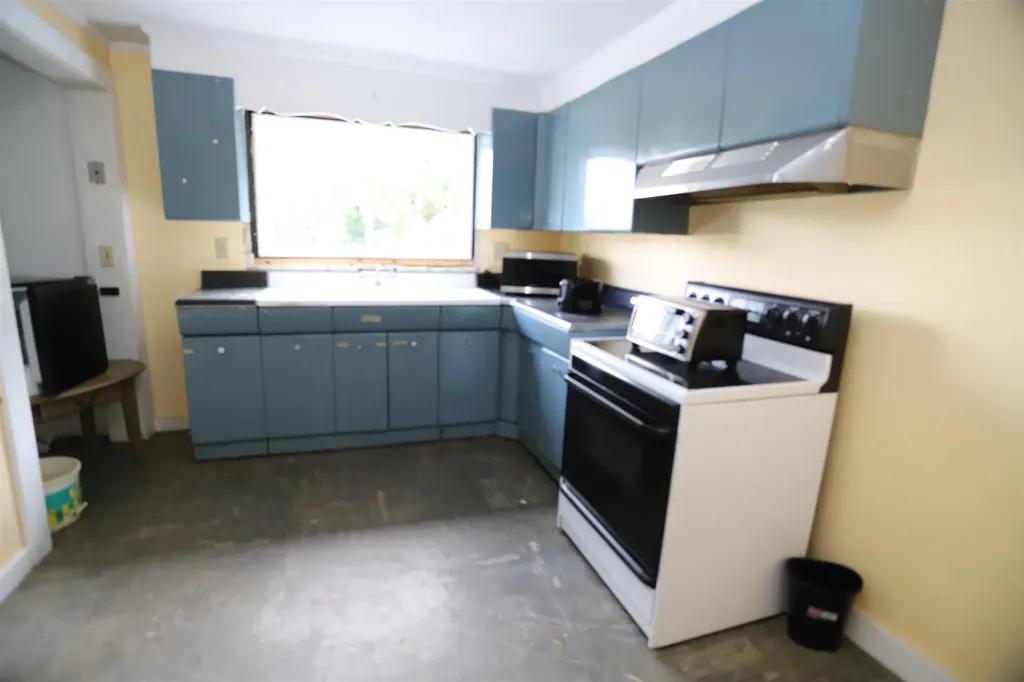 215 Glen Road Newport City VT 05855