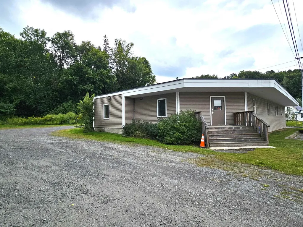 215 Glen Road Newport City VT 05855