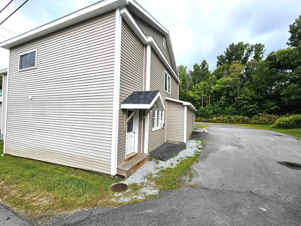 215 Glen Road Newport City VT 05855