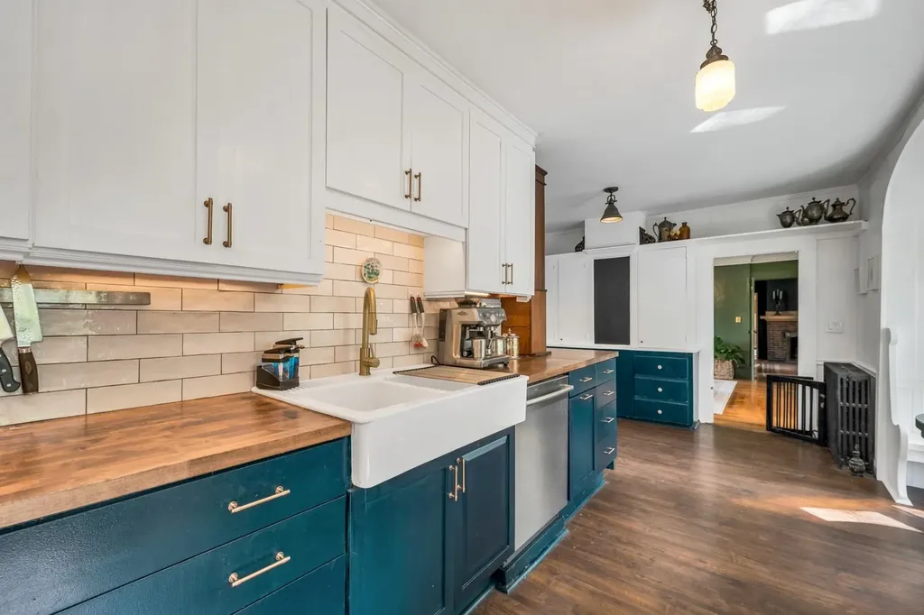 86 Wakefield Street Rochester NH 03867