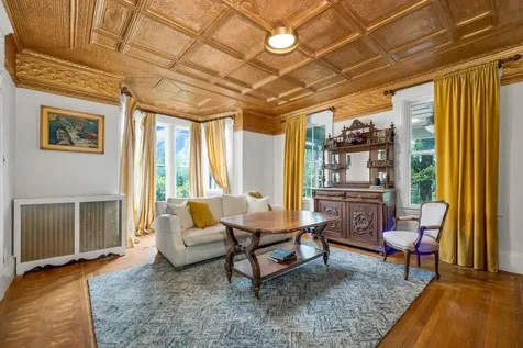 86 Wakefield Street Rochester NH 03867