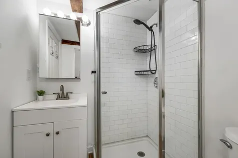 86 Wakefield Street Rochester NH 03867