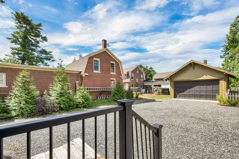 86 Wakefield Street Rochester NH 03867