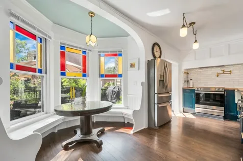 86 Wakefield Street Rochester NH 03867