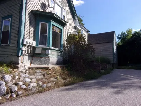 7 Elliott Street Laconia NH 03246