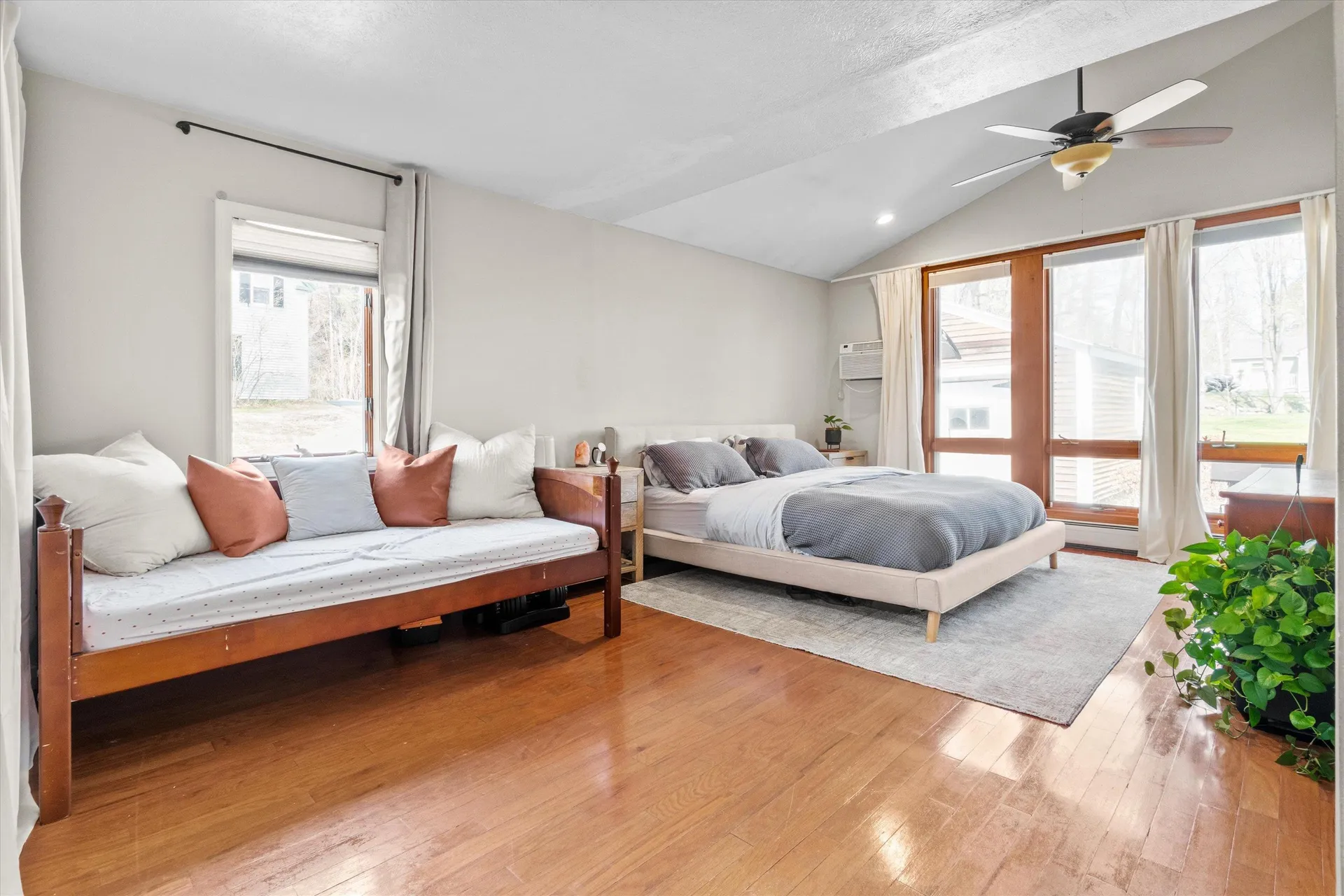 62 Hooksett Road Auburn NH 03032