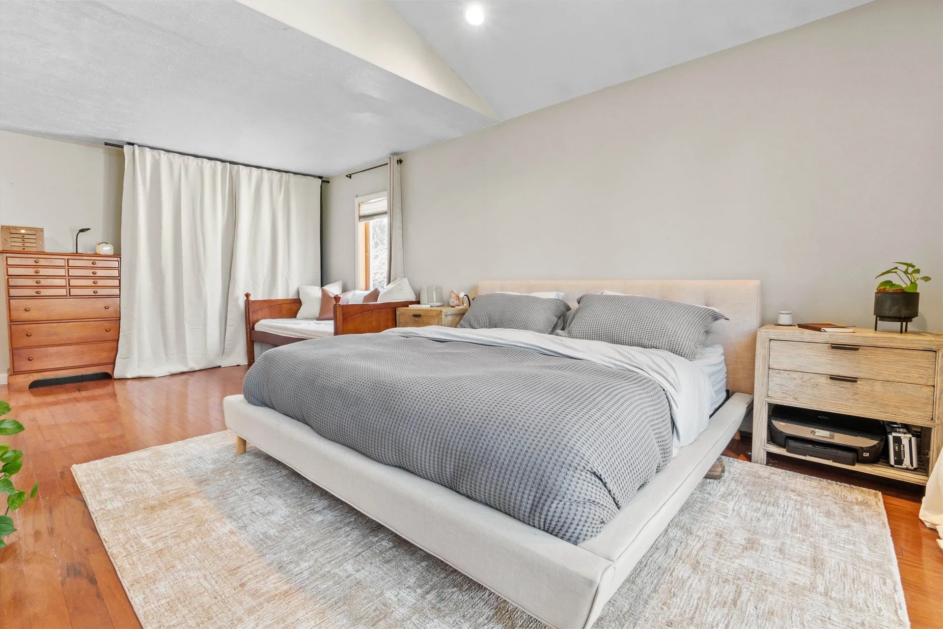 62 Hooksett Road Auburn NH 03032