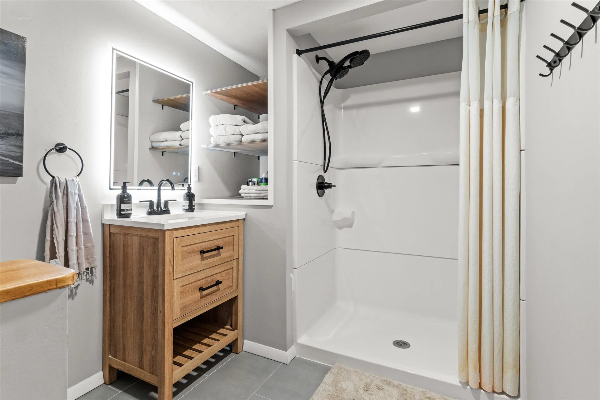 62 Hooksett Road Auburn NH 03032