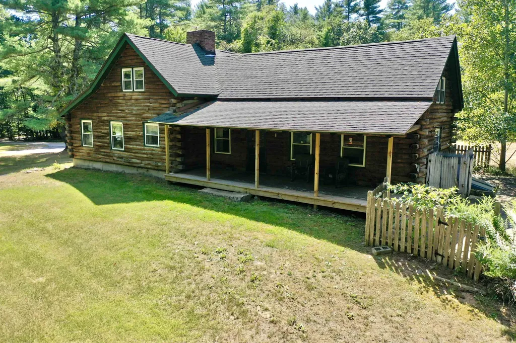 28 Leavitt Road Fremont NH 03044