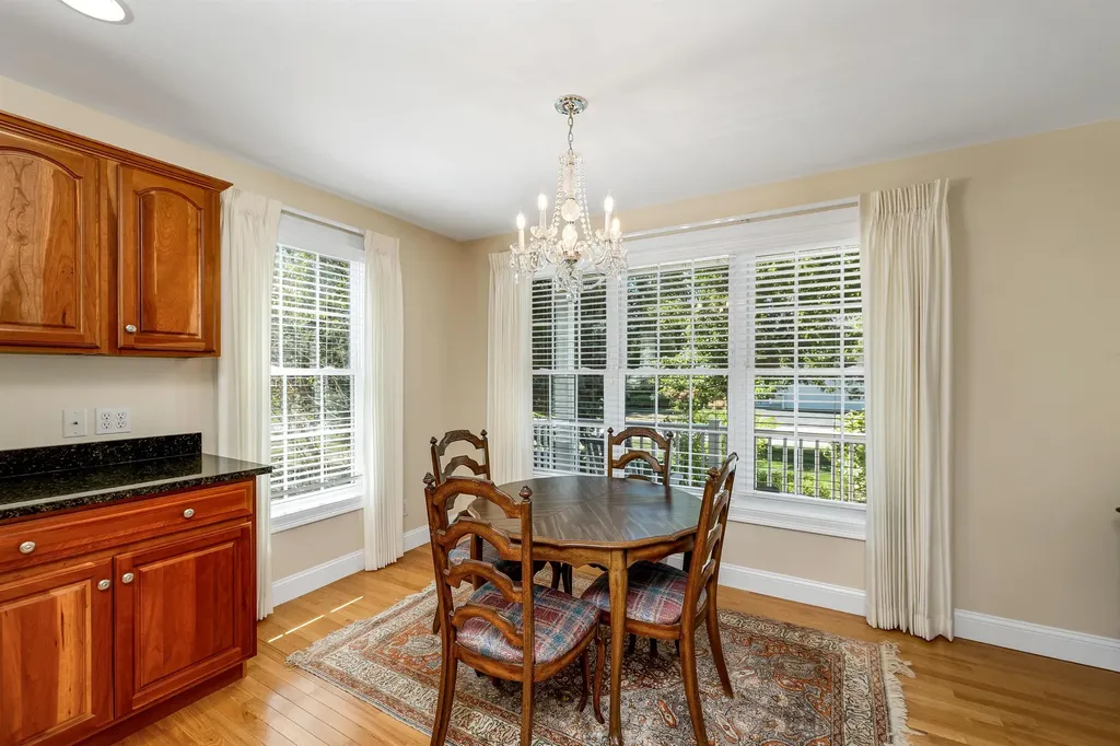 7 Woodside Drive Stratham NH 03885