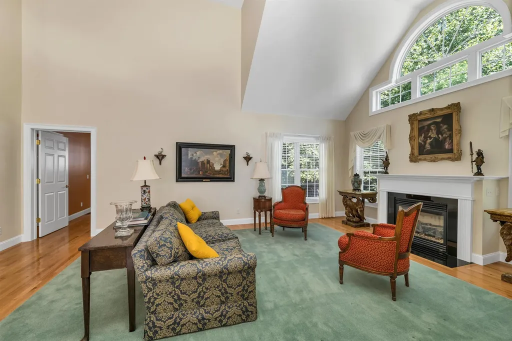 7 Woodside Drive Stratham NH 03885