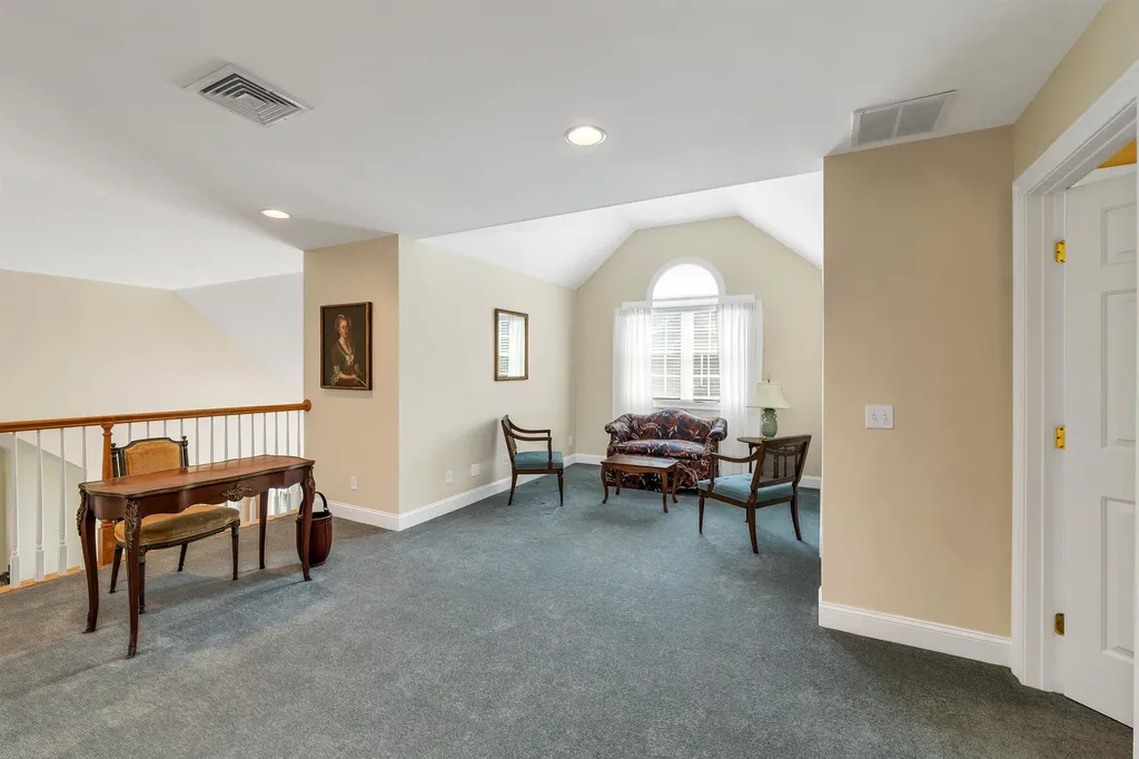 7 Woodside Drive Stratham NH 03885