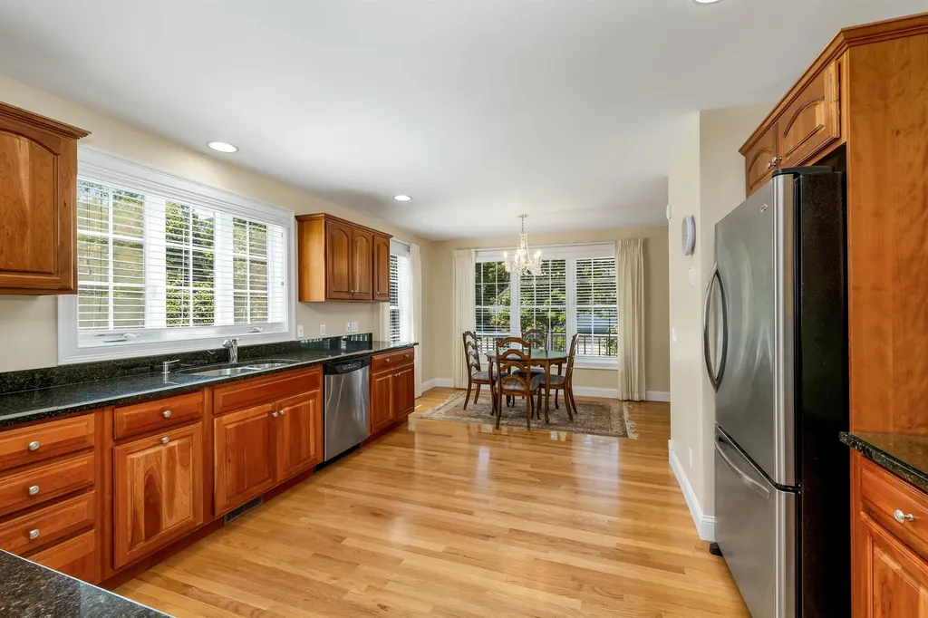 7 Woodside Drive Stratham NH 03885