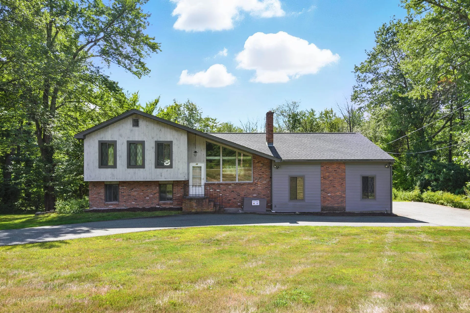 25 Range Road Windham NH 03087