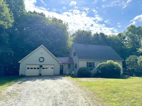 253 Pray Drive Albany VT 05820