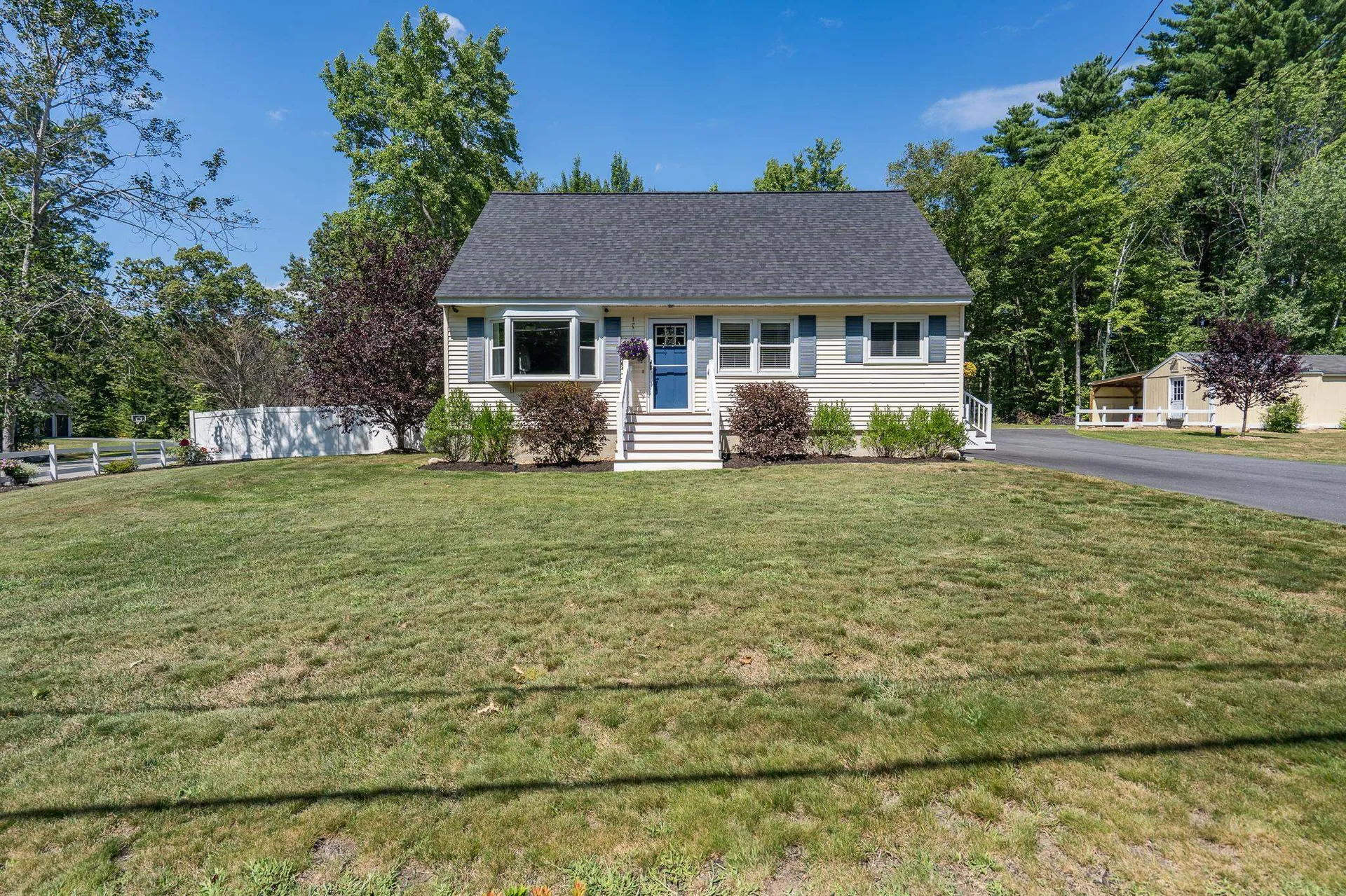 108 Farmer Road Hooksett NH 03106