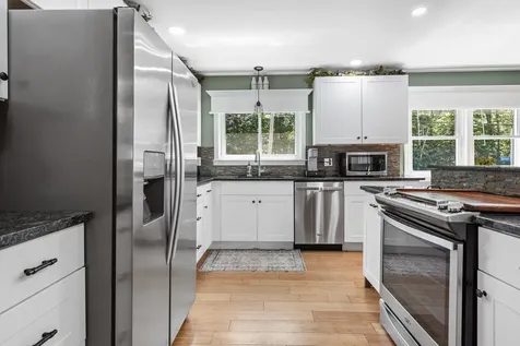 108 Farmer Road Hooksett NH 03106
