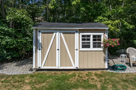 108 Farmer Road Hooksett NH 03106