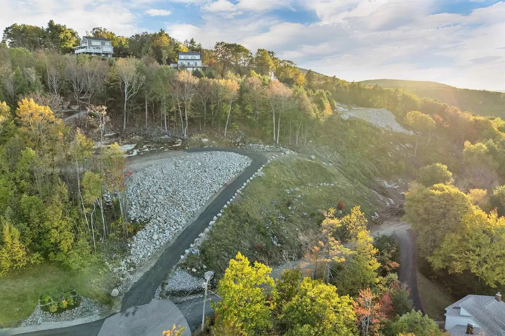 90 Briarcliff Road Gilford NH 03249