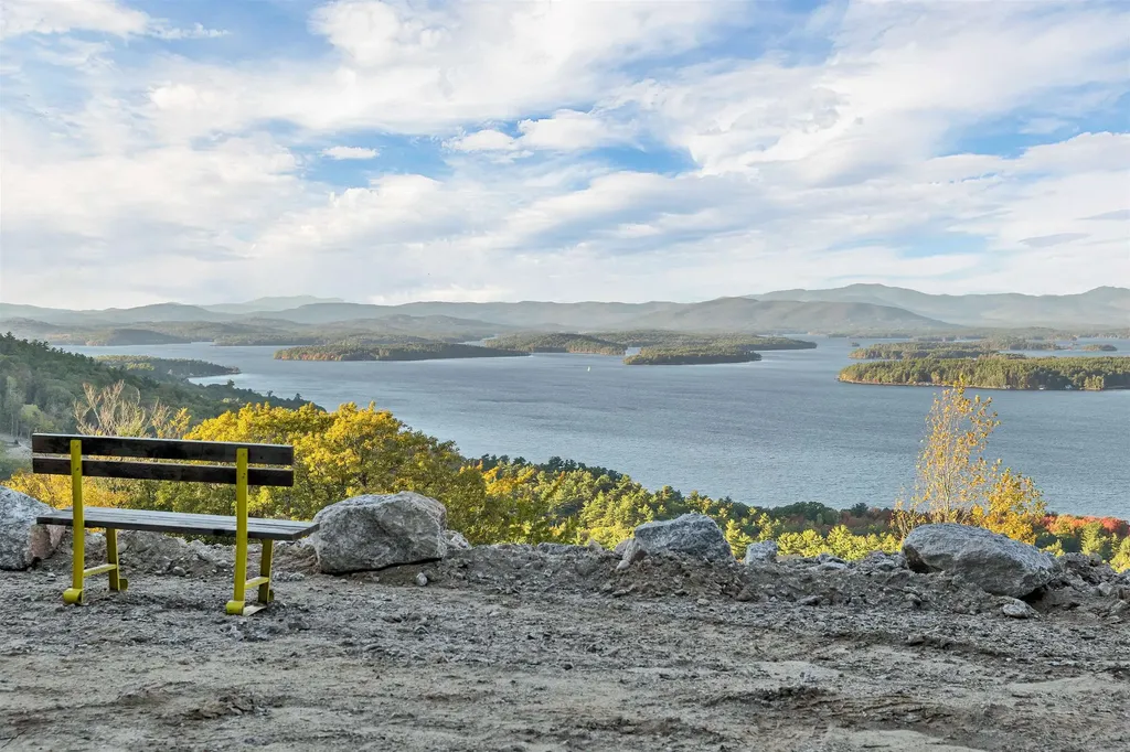 90 Briarcliff Road Gilford NH 03249