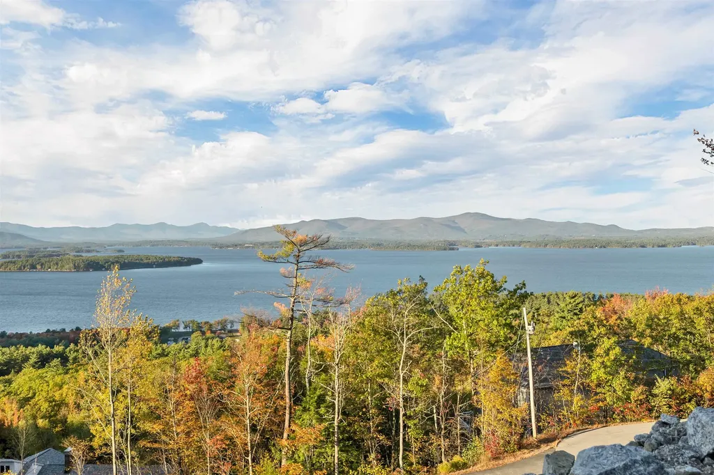 90 Briarcliff Road Gilford NH 03249