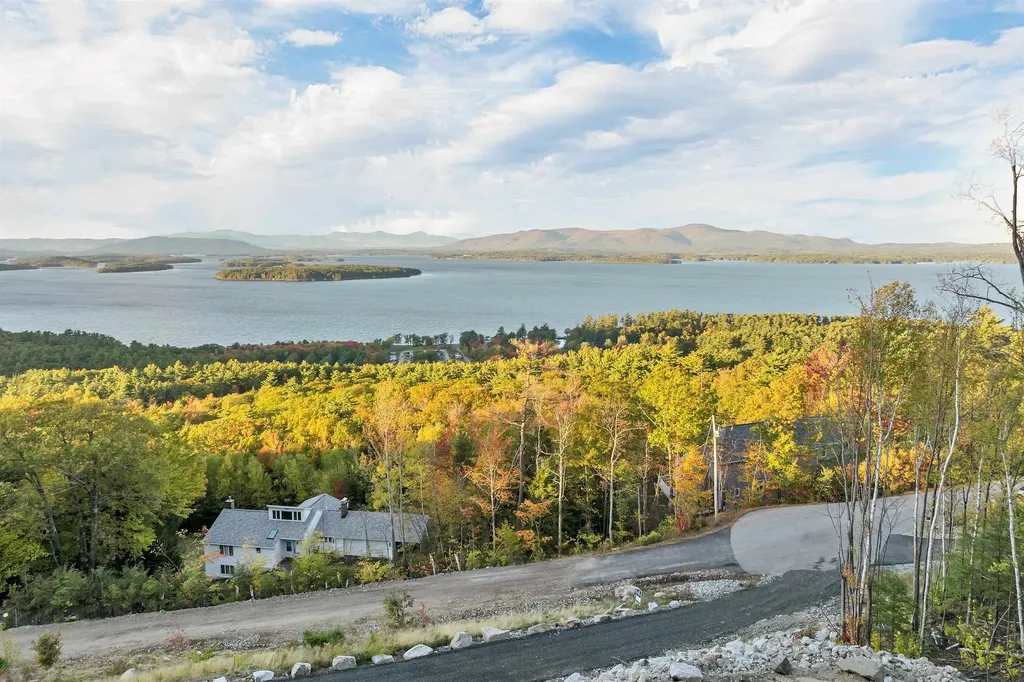 90 Briarcliff Road Gilford NH 03249