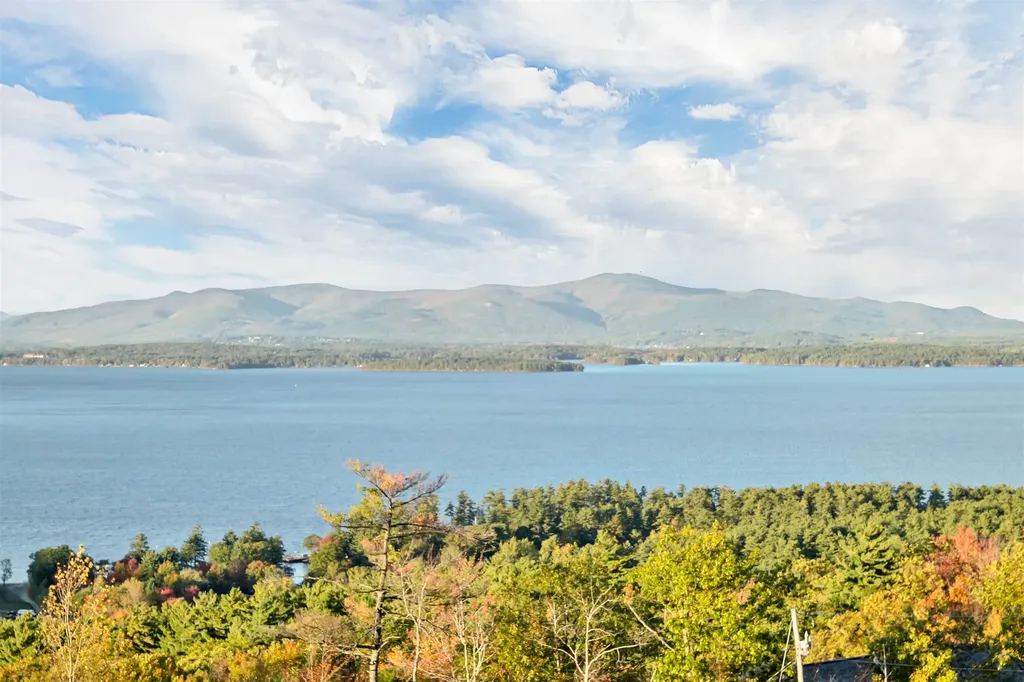 90 Briarcliff Road Gilford NH 03249