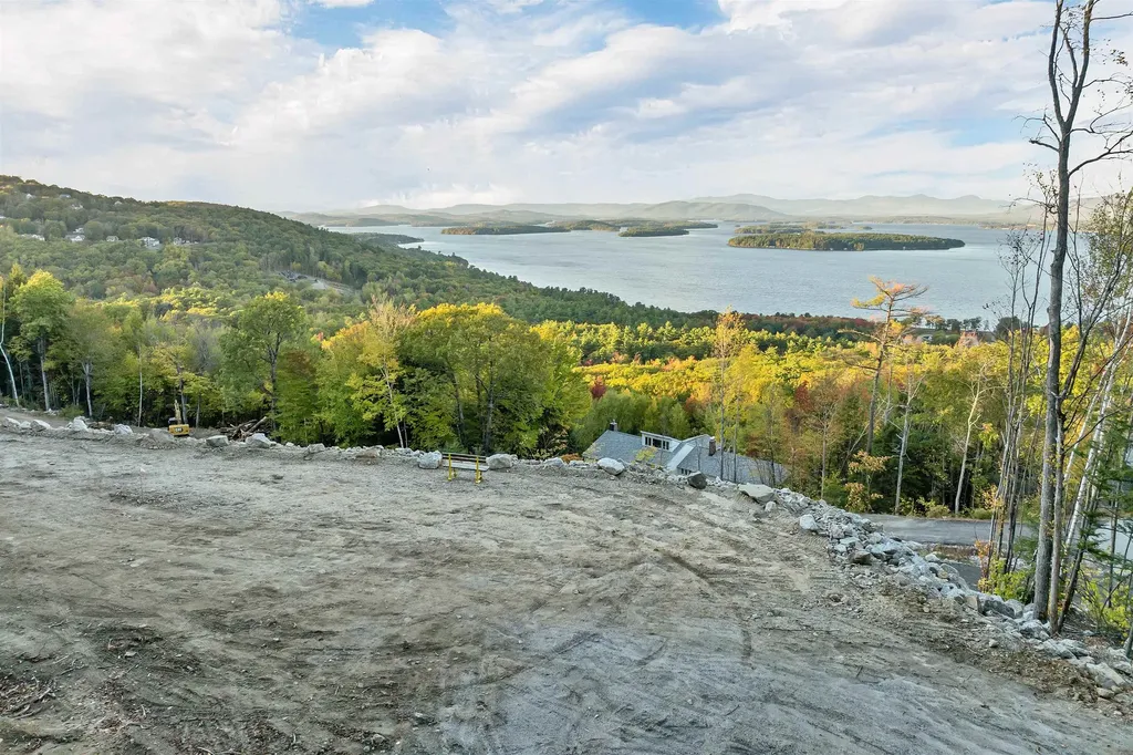 90 Briarcliff Road Gilford NH 03249