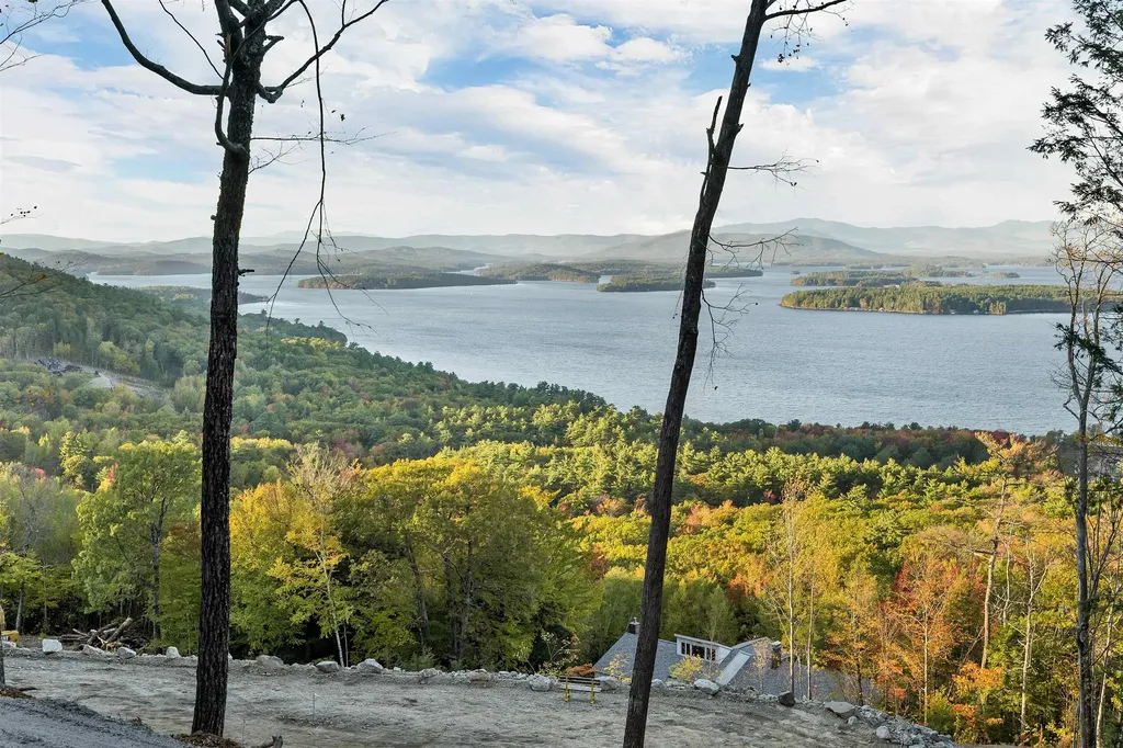 90 Briarcliff Road Gilford NH 03249