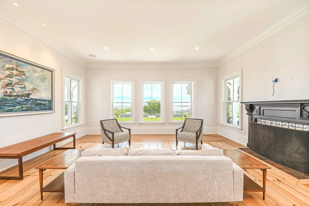 11 Atlantic Avenue North Hampton NH 03862