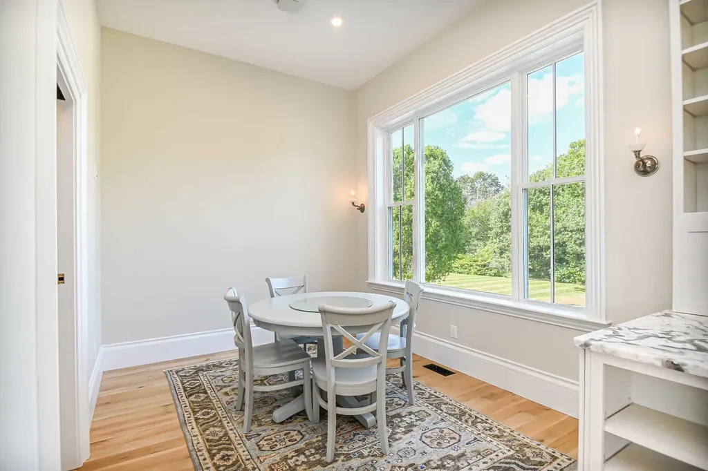 11 Atlantic Avenue North Hampton NH 03862