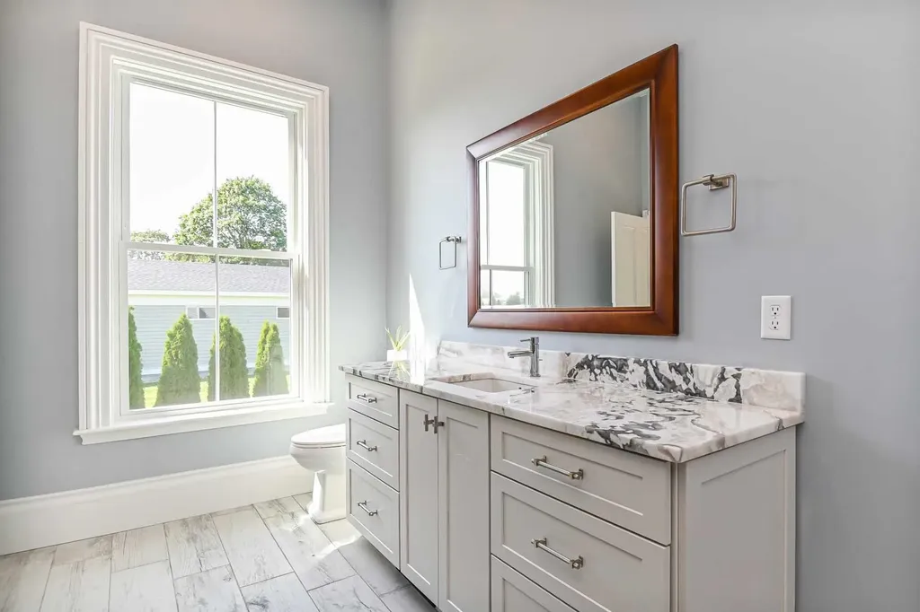 11 Atlantic Avenue North Hampton NH 03862