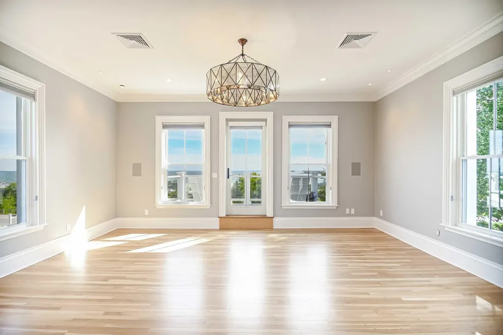 11 Atlantic Avenue North Hampton NH 03862