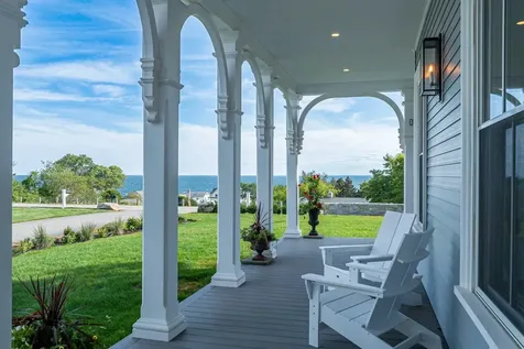 11 Atlantic Avenue North Hampton NH 03862