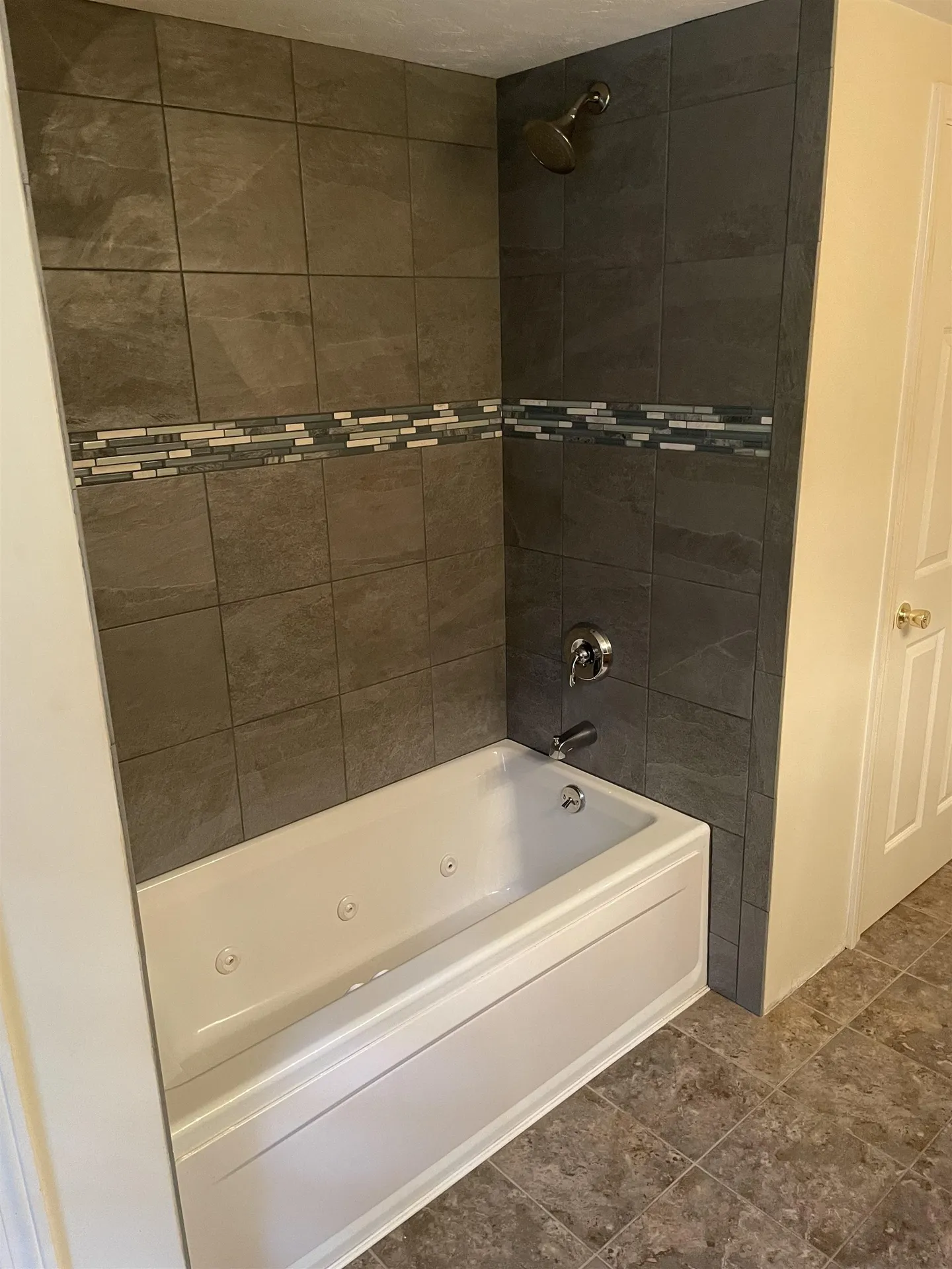 134 Concord Road Lee NH 03861