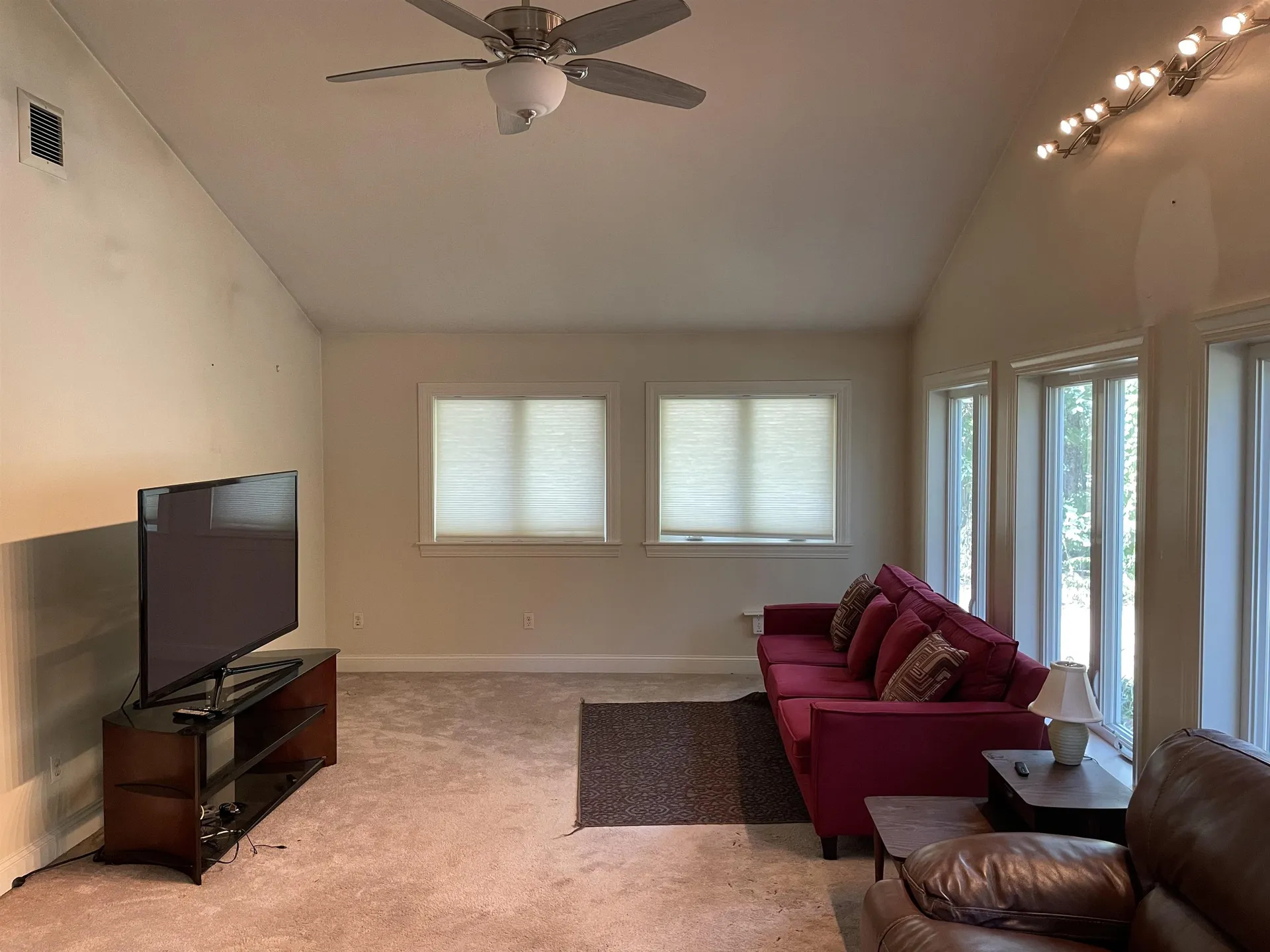 134 Concord Road Lee NH 03861