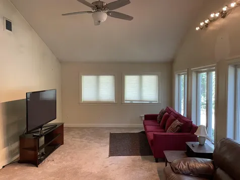 134 Concord Road Lee NH 03861