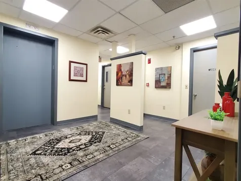 1 Elm Street Nashua NH 03060