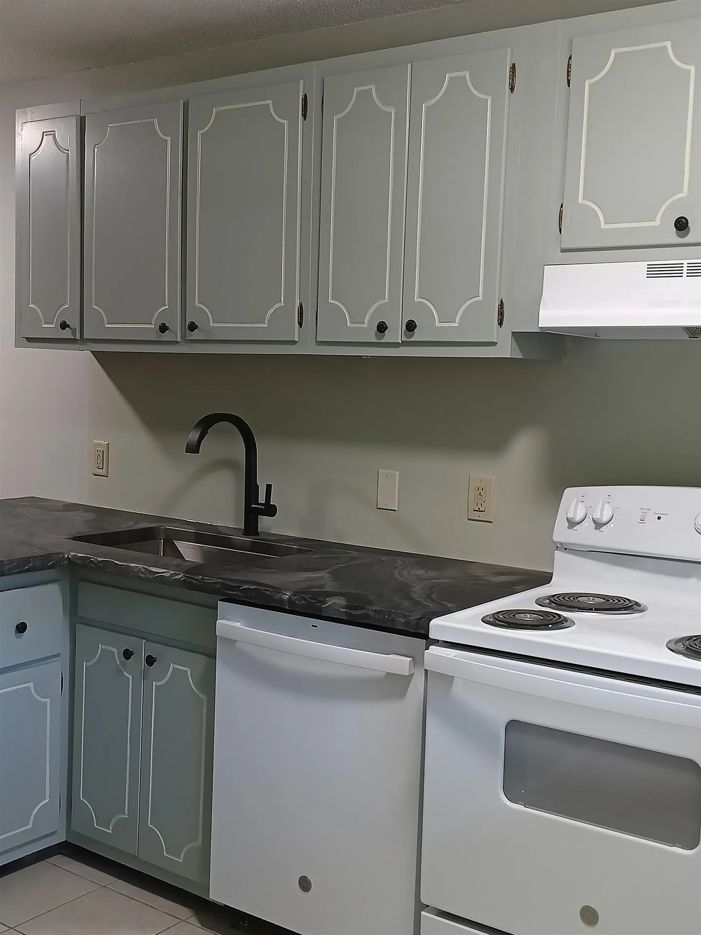59 Brookside Drive Brattleboro VT 05301