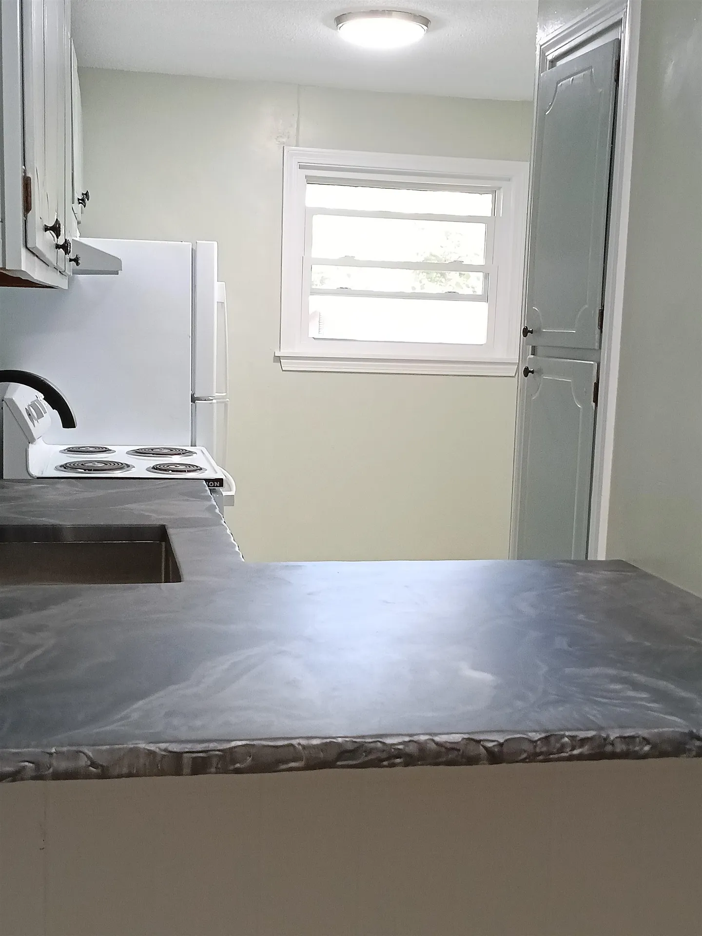 59 Brookside Drive Brattleboro VT 05301