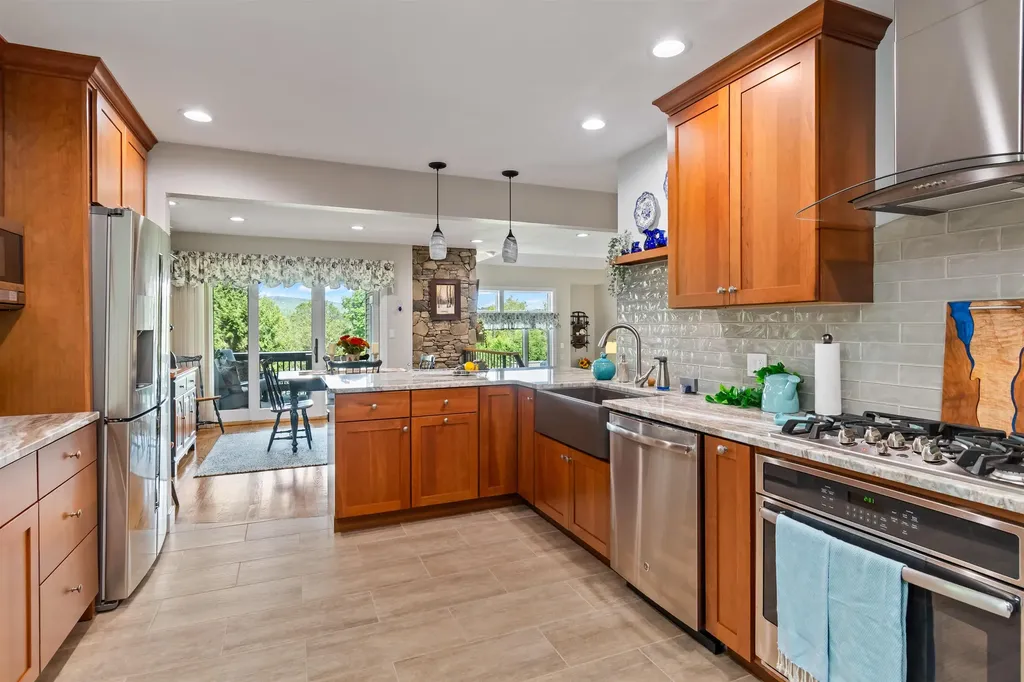 1209 Brook Road Stowe VT 05672