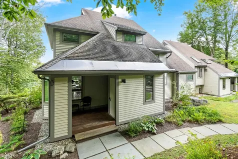 1209 Brook Road Stowe VT 05672