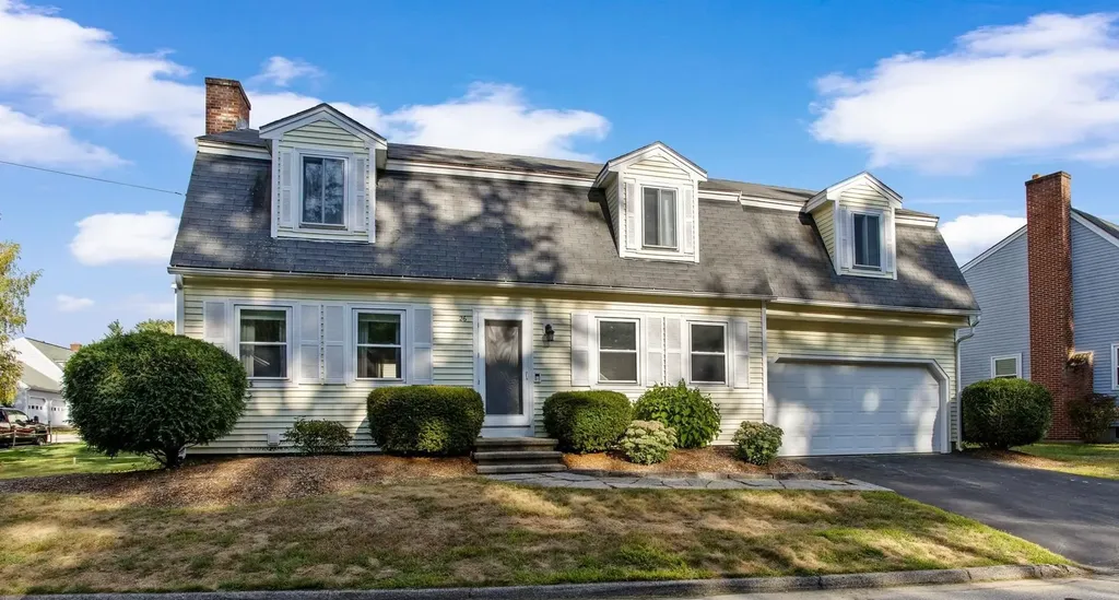 26 Old Orchard Way Manchester NH 03103