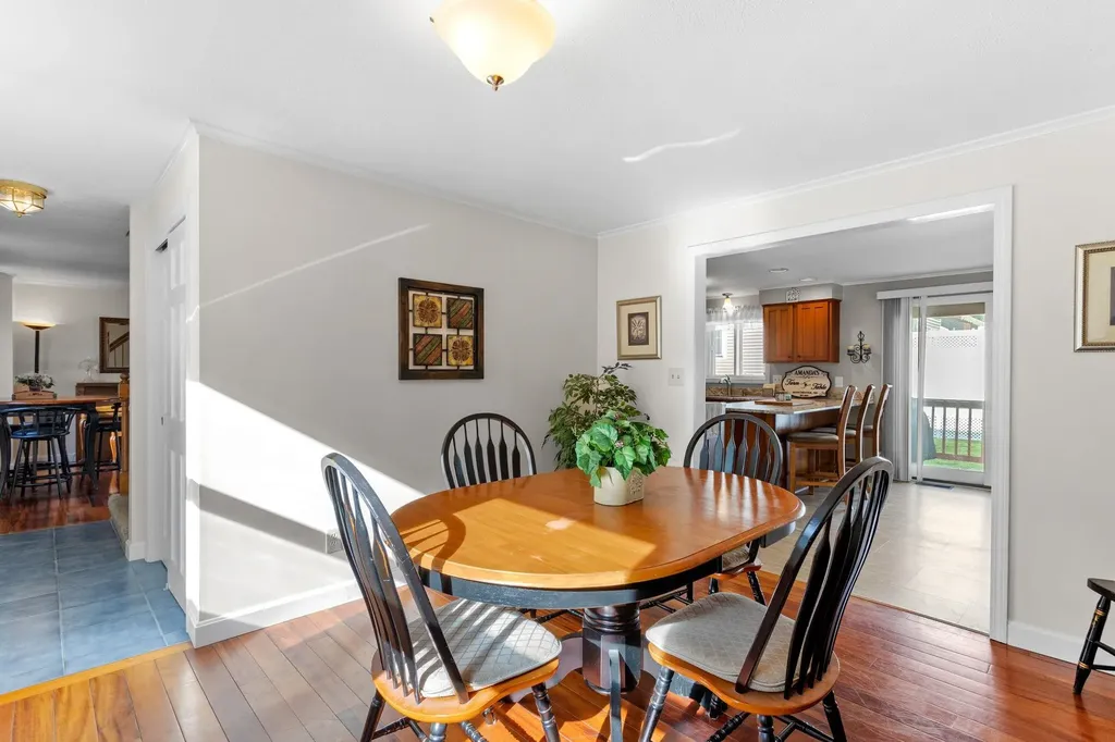 26 Old Orchard Way Manchester NH 03103