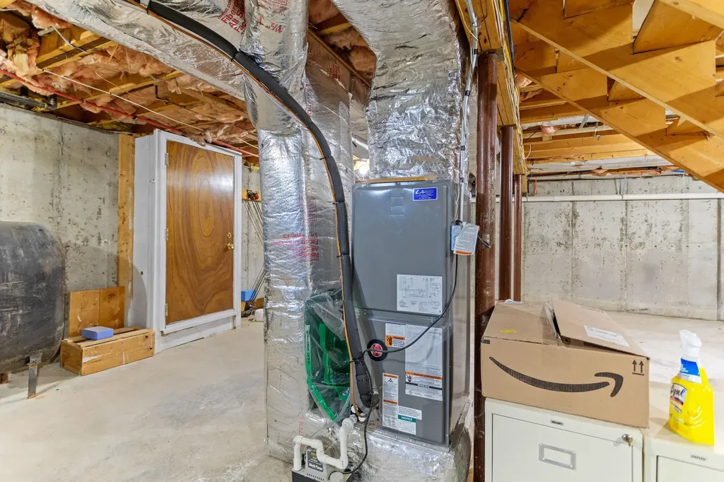 26 Old Orchard Way Manchester NH 03103