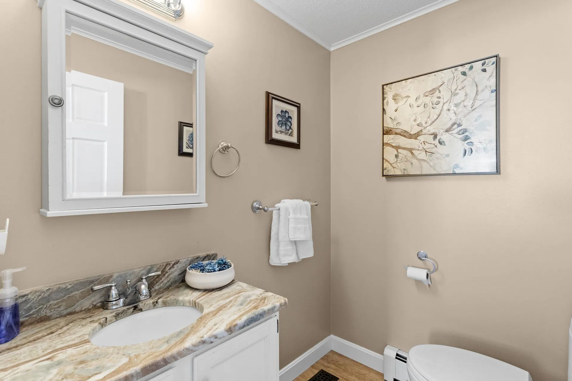 26 Old Orchard Way Manchester NH 03103