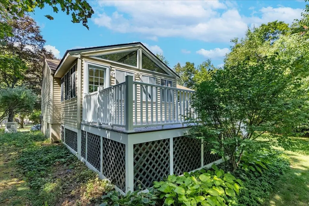 10 Arbor Street Merrimack NH 03054