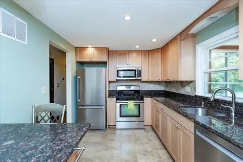 10 Arbor Street Merrimack NH 03054