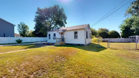 4 Haines Street Nashua NH 03060