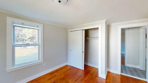 4 Haines Street Nashua NH 03060